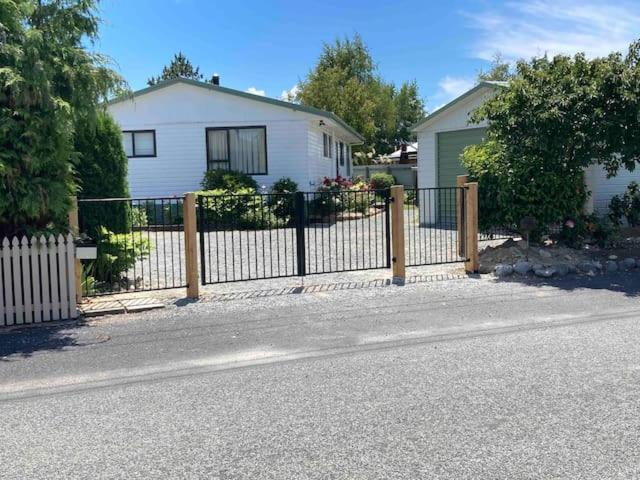 特威泽尔Terrific House On Totara Drive别墅 外观 照片