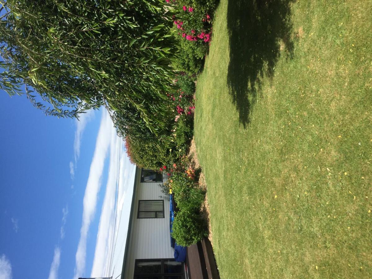 特威泽尔Terrific House On Totara Drive别墅 外观 照片